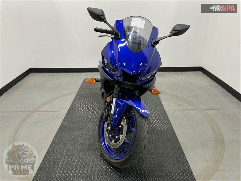 2024 Yamaha YZF-R3 — фото 2
