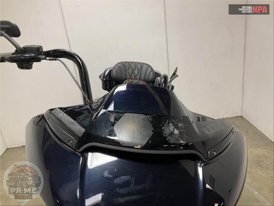 2022 Harley-Davidson FLTRXSE CVO ROAD GLIDE — фото 37