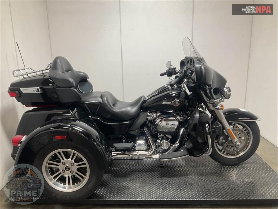 2023 Harley-Davidson FLHTCUTG TRI GLIDE ULTRA CLASSIC — фото 1