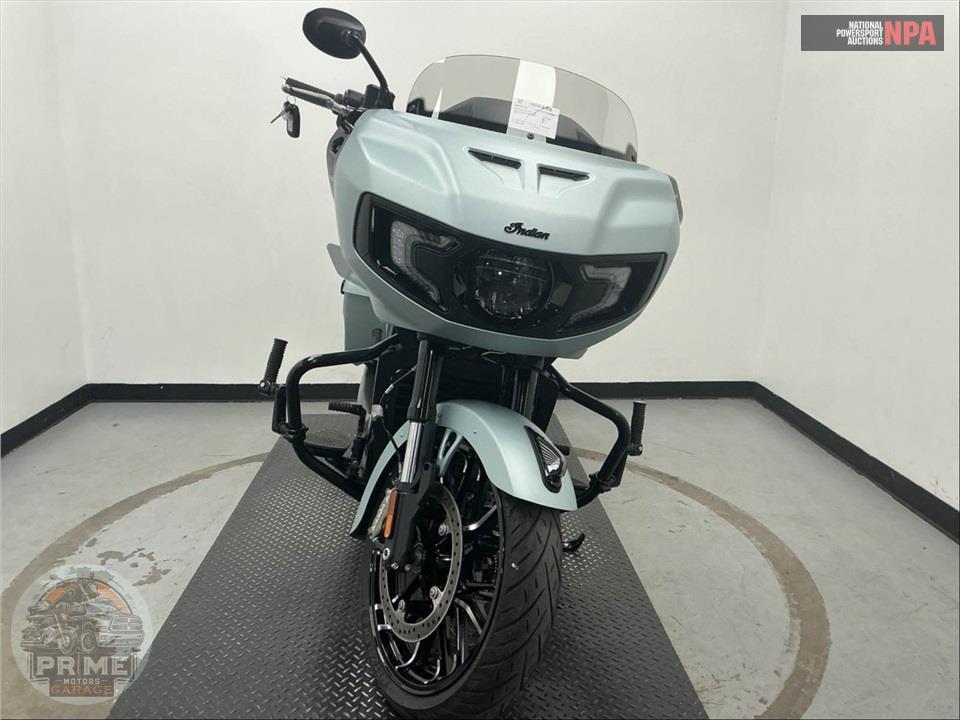 2025 Indian Motorcycle CHALLENGER DARK HORSE 112 RIDER ASSIST (COLOR) — фото 2