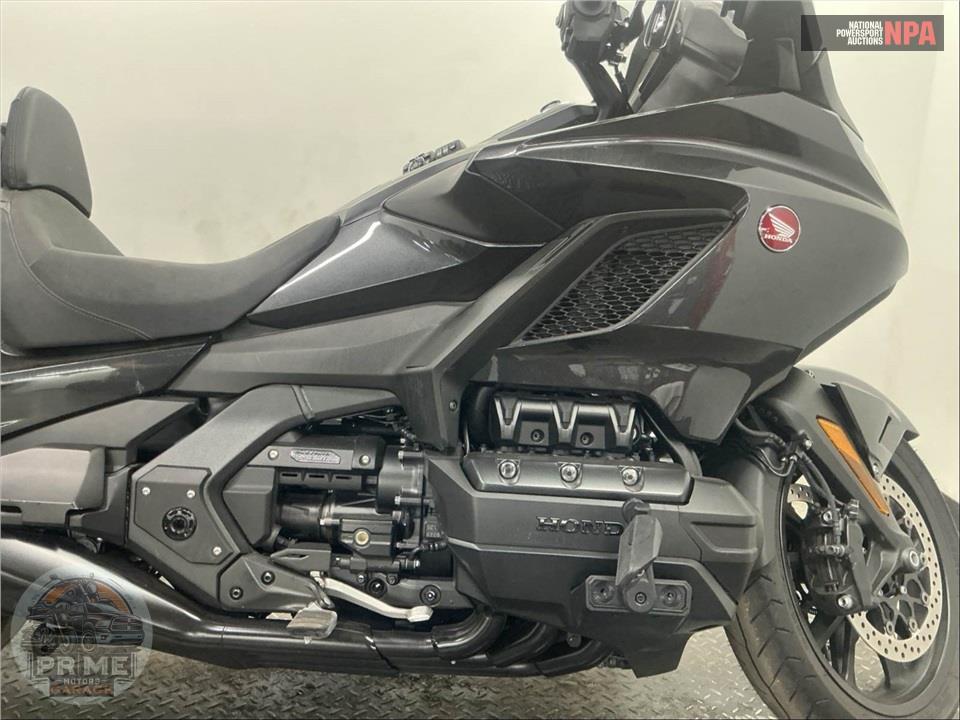 2022 Honda GL1800D GOLDWING TOUR DCT — фото 6