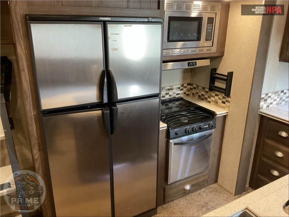2019 Rockwood By Forest River M-8299BS - SIGNATURE FIFTH WHEEL SERIES — фото 20
