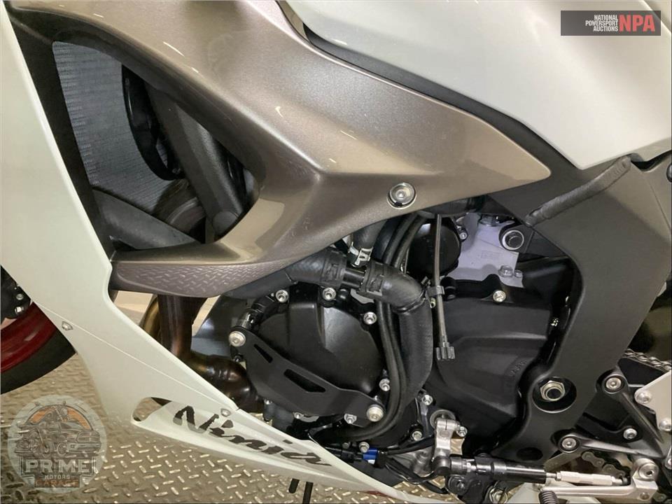 2025 Kawasaki ZX636KSFAL NINJA ZX-6R — фото 7