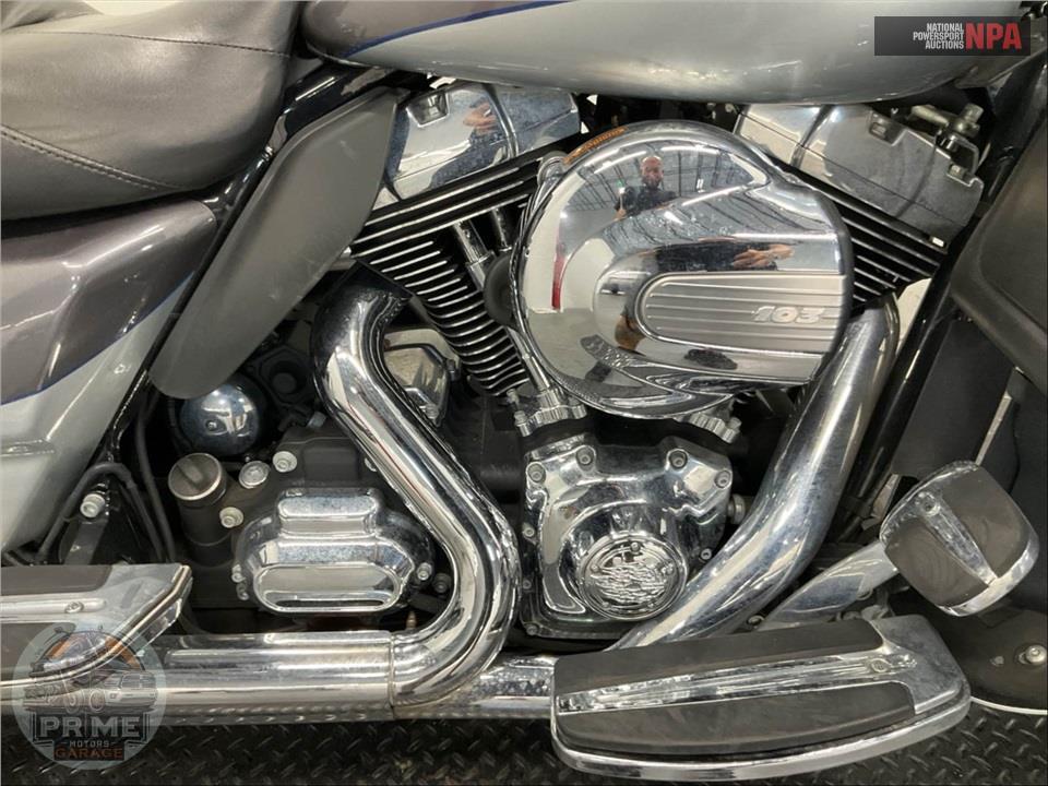 2014 Harley-Davidson FLHTK ELECTRA GLIDE ULTRA LIMITED — фото 6