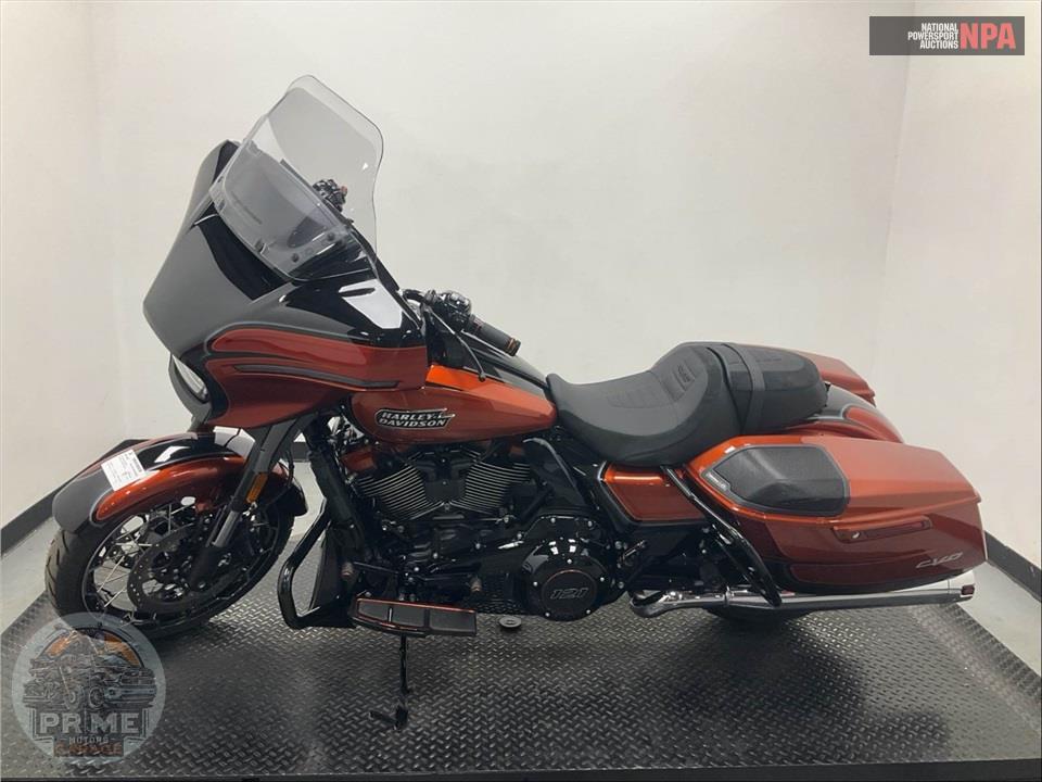 2023 Harley-Davidson FLHXSE CVO STREET GLIDE — фото 3