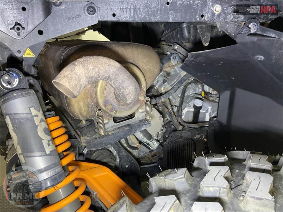 2025 Can-Am COMMANDER MAX XT-P 1000R — фото 8
