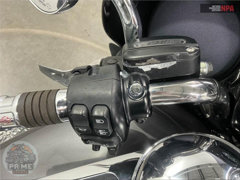 2014 Harley-Davidson FLHTK ELECTRA GLIDE ULTRA LIMITED — фото 39