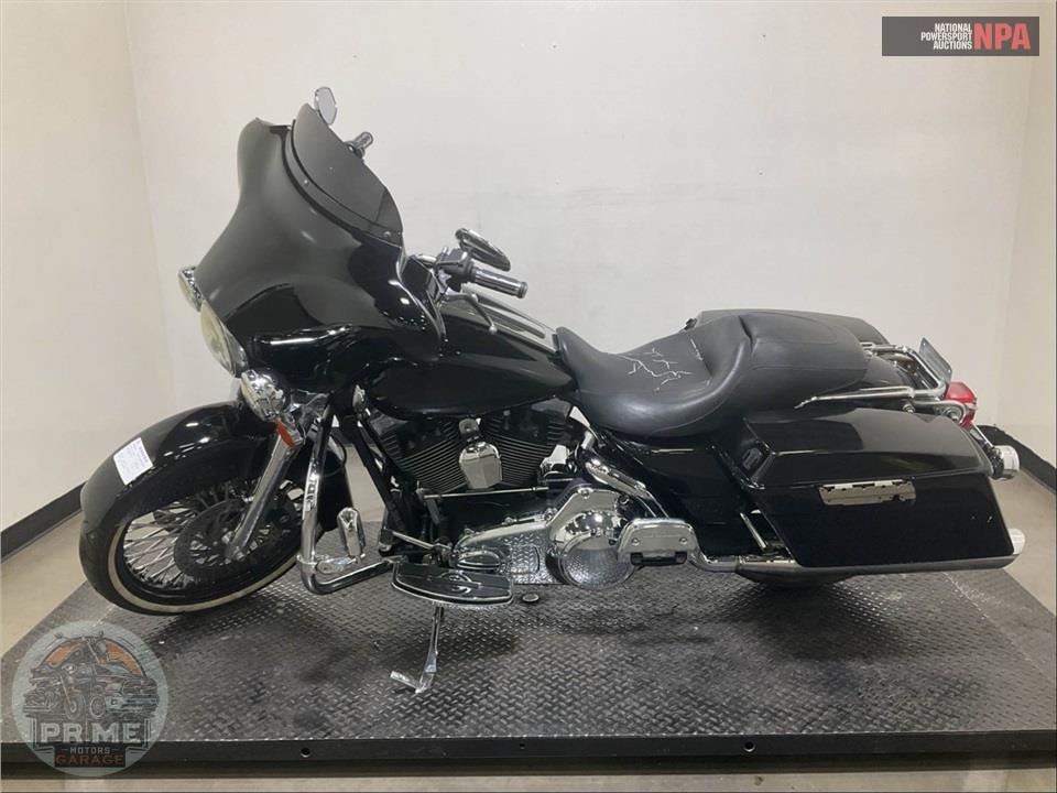 2008 Harley-Davidson FLHTCU ULTRA CLASSIC ELECTRA GLIDE — фото 3