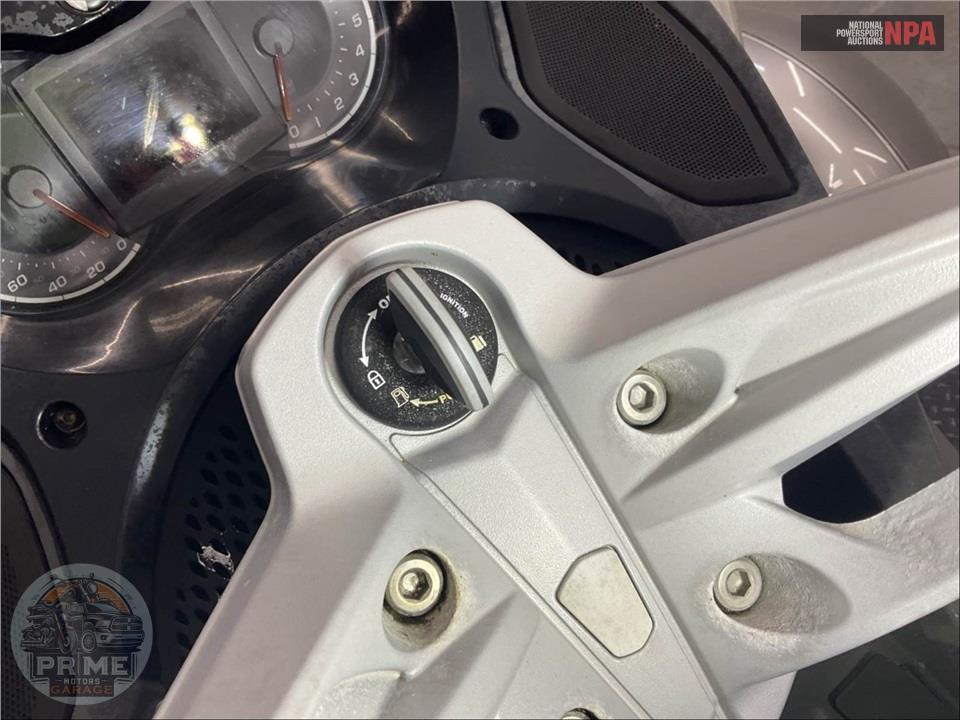 2013 Can-Am SPYDER ST-S SM5 — фото 11