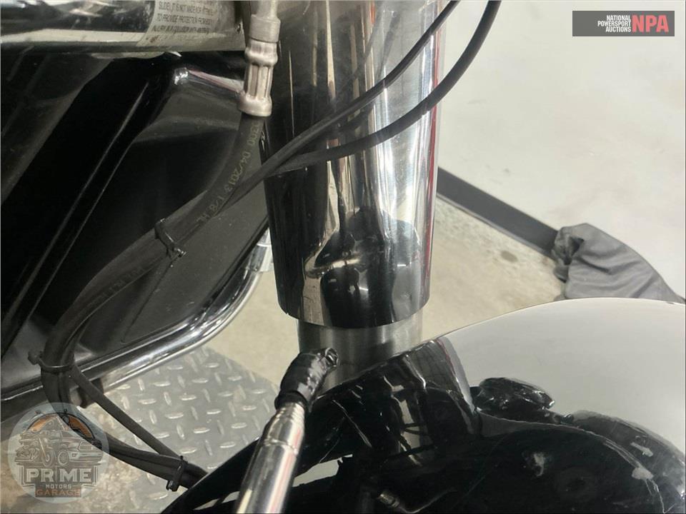 2014 Harley-Davidson FLHTCU ULTRA CLASSIC ELECTRA GLIDE — фото 40