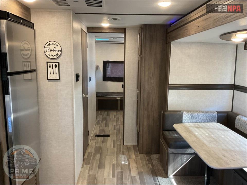 2021 Crossroads Rv M-328 SB ZINGER SERIES — фото 9