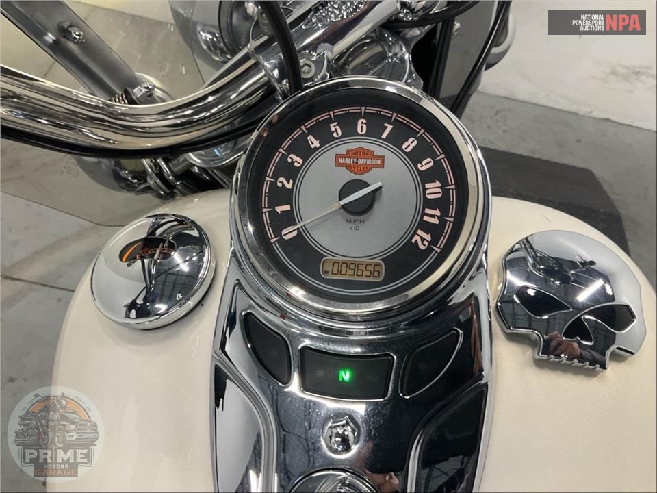 2014 Harley-Davidson FLSTC HERITAGE SOFTAIL CLASSIC — фото 5