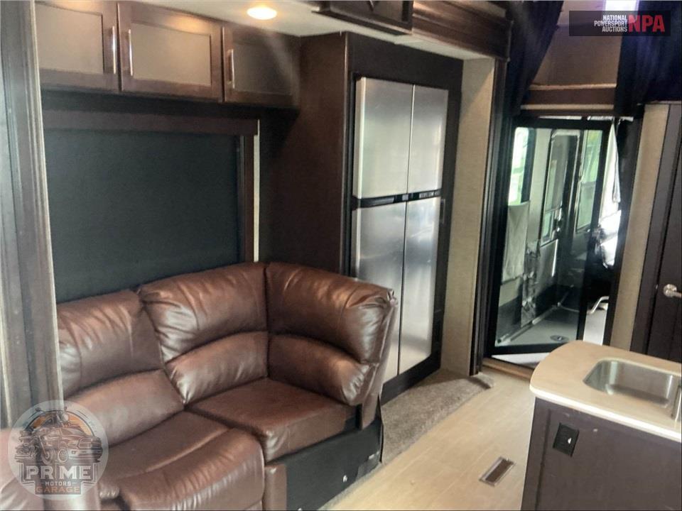 2017 Keystone Rv M-425 TS - RAPTOR TOY HAULER TOY HAULER SERIES — фото 8