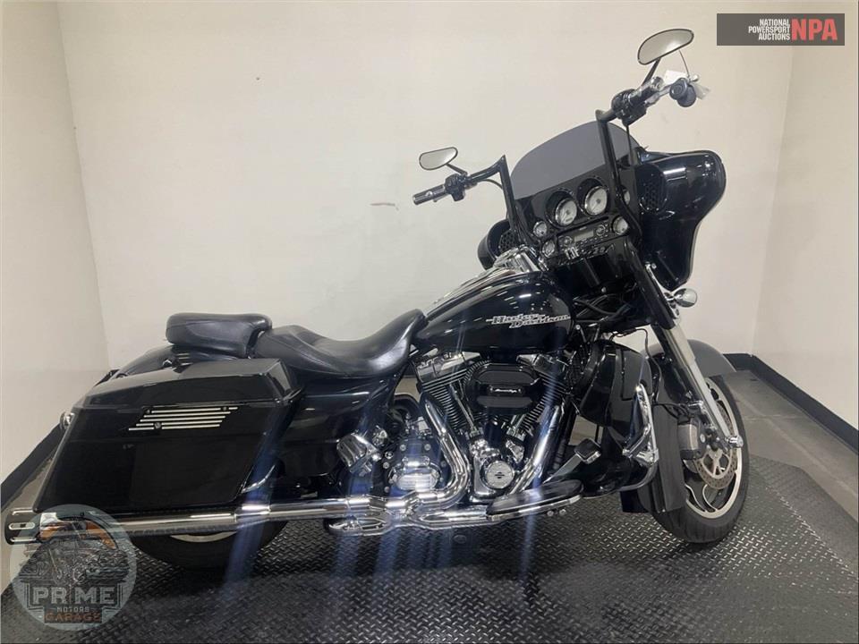 2013 Harley-Davidson FLHX STREET GLIDE — фото 1