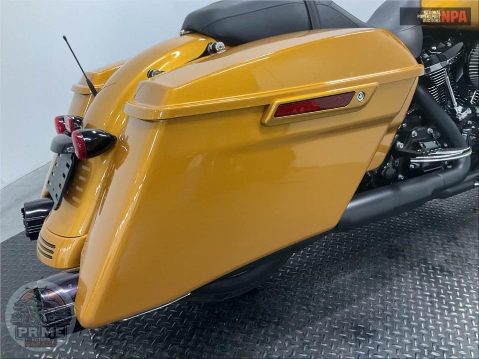 2023 Harley-Davidson FLHXS STREET GLIDE SPECIAL — фото 17