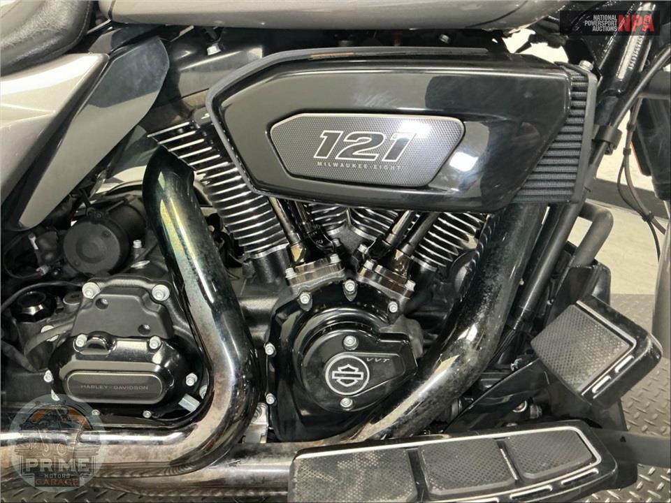 2023 Harley-Davidson FLHXSE CVO STREET GLIDE — фото 6