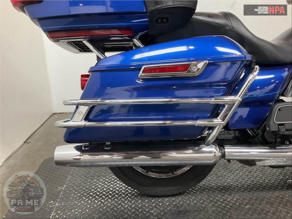 2015 Harley-Davidson FLHTK ELECTRA GLIDE ULTRA LIMITED — фото 29