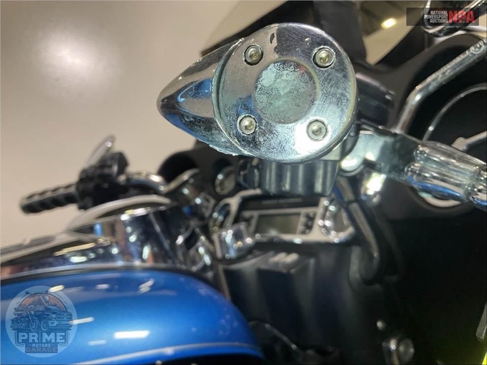 2011 Harley-Davidson FLHTCUTG TRIGLIDE UL CLSC — фото 40
