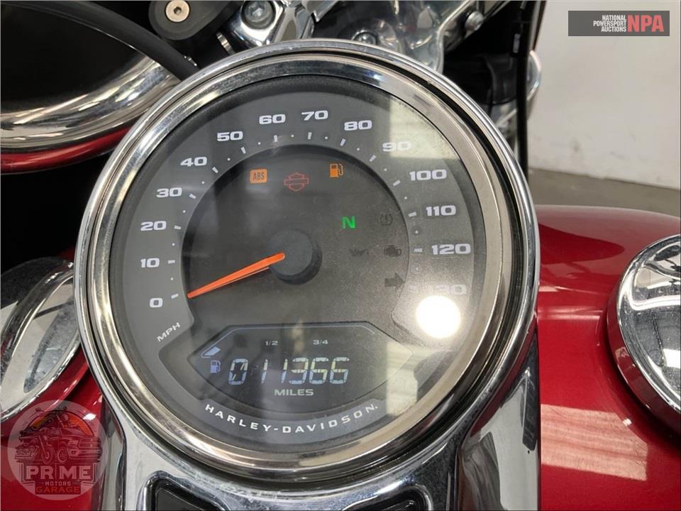 2019 Harley-Davidson FLSB SPORT GLIDE — фото 5
