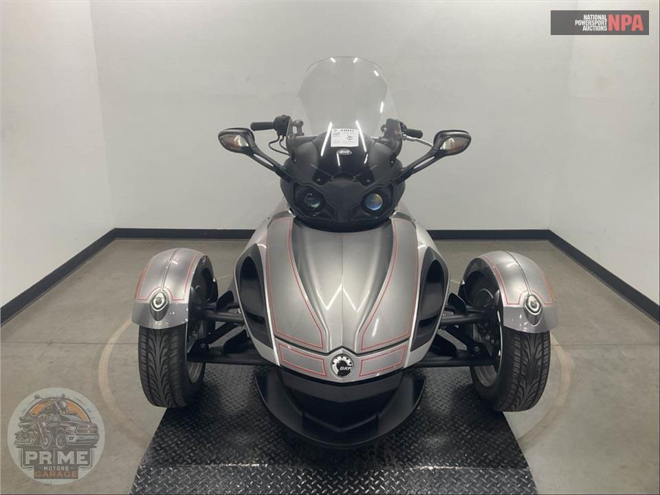 2011 Can-Am SPYDER RS SM5 — фото 2