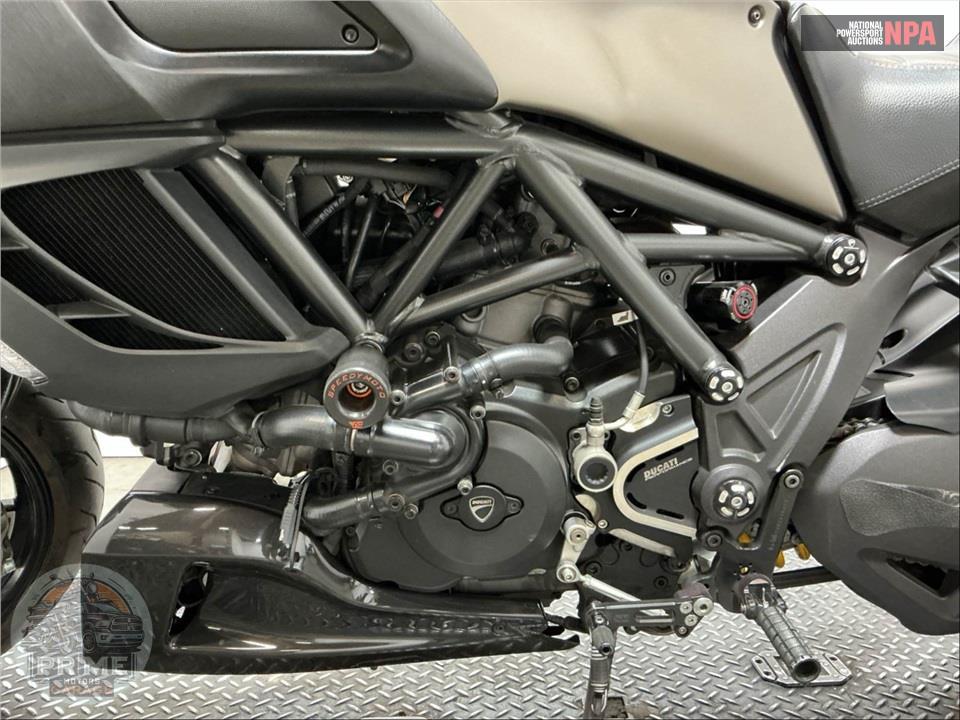 2014 Ducati DIAVEL STRADA — фото 7