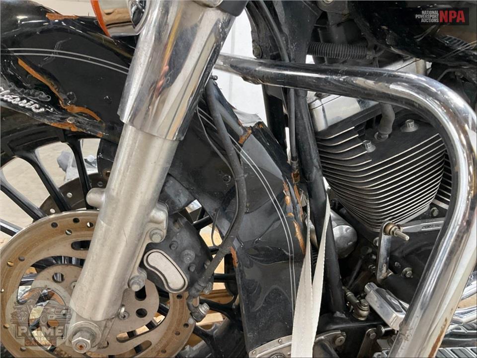 2005 Harley-Davidson FLHTCUI ULTRA CLASSIC ELECTRA GLIDE — фото 40