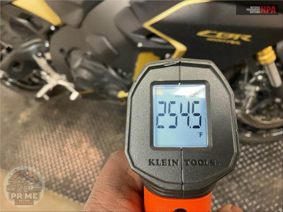 2018 Honda CBR1000RR — фото 8