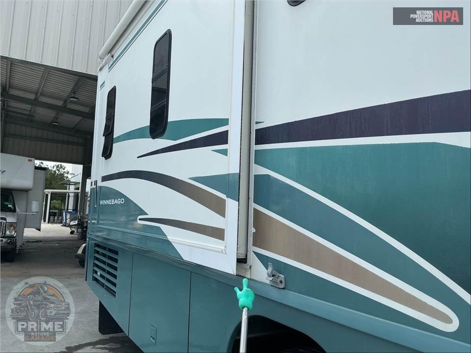 2004 Winnebago M-38G-Ford (**) Adventurer Series — фото 44