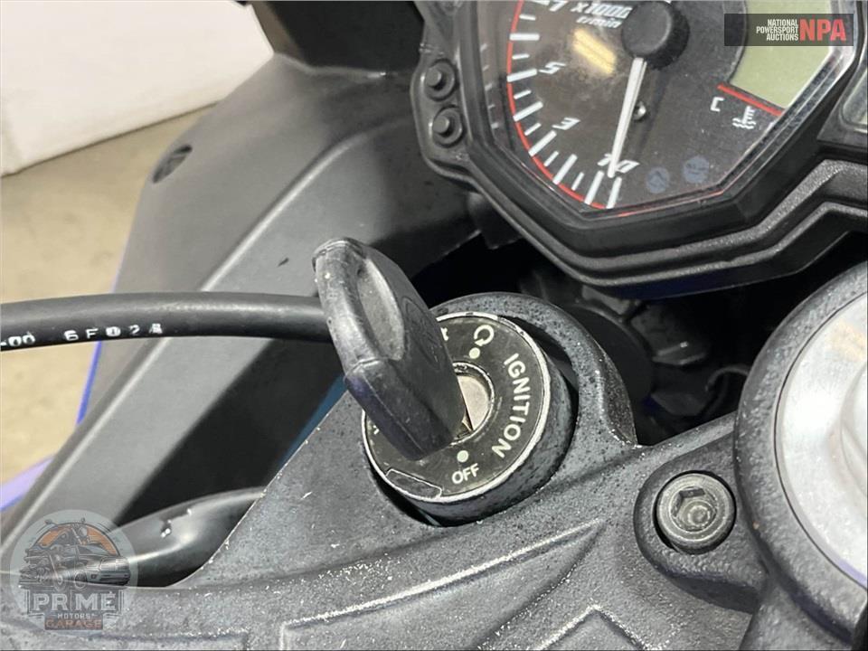 2016 Yamaha YZF-R3 — фото 11
