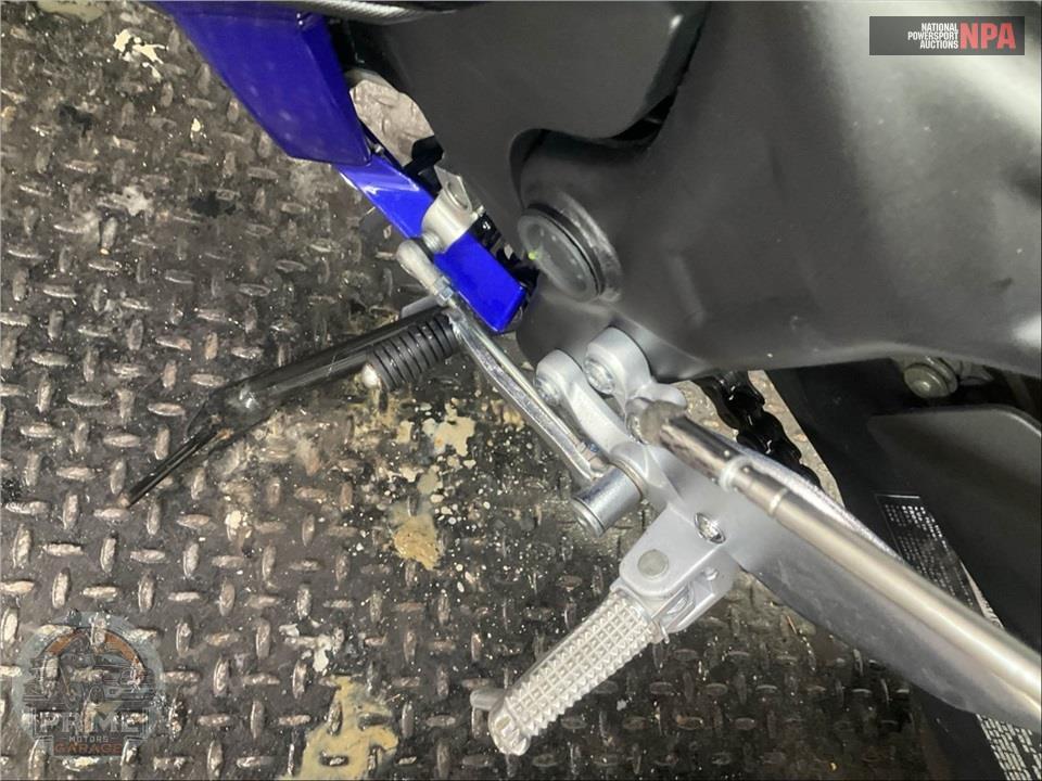 2025 Yamaha YZF-R3 — фото 23