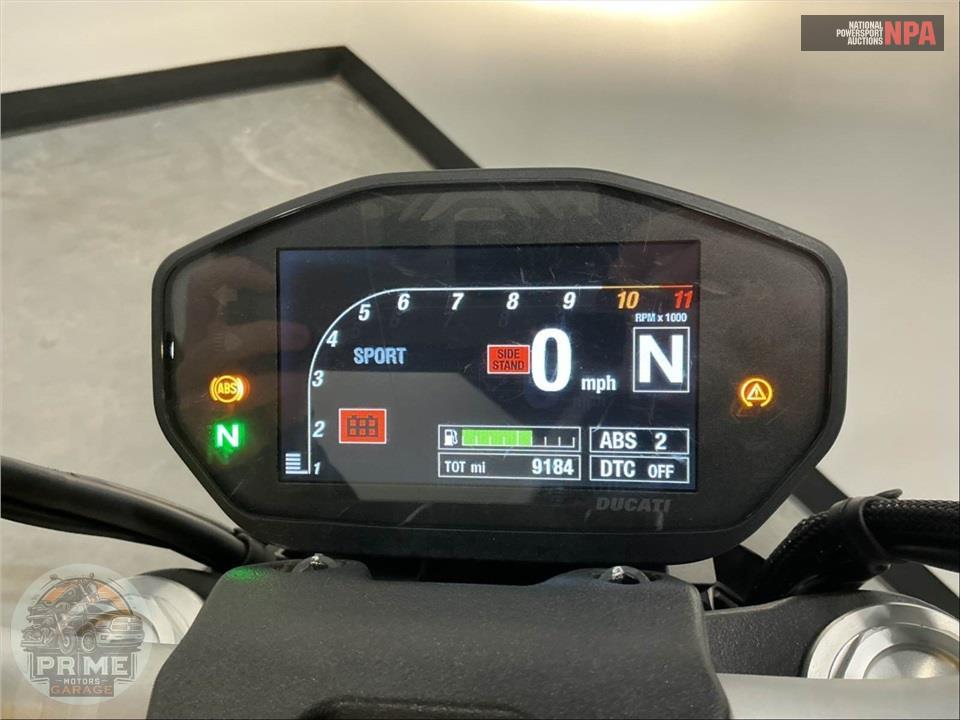 2018 Ducati MONSTER 821 (YELLOW) — фото 5