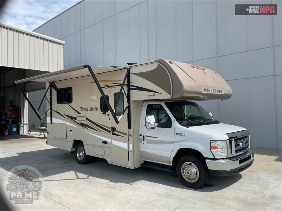 2018 Winnebago M-22R FORD - MINNIE WINNIE SERIES — фото 1