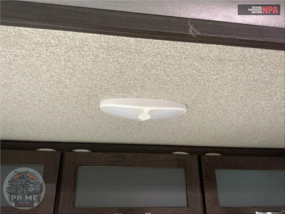 2019 Keystone Rv M-333 RE - SPRINGDALE SERIES — фото 33