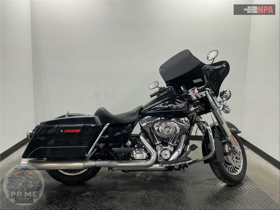2013 HARLEY-DAVIDSON FLHR ROAD KING