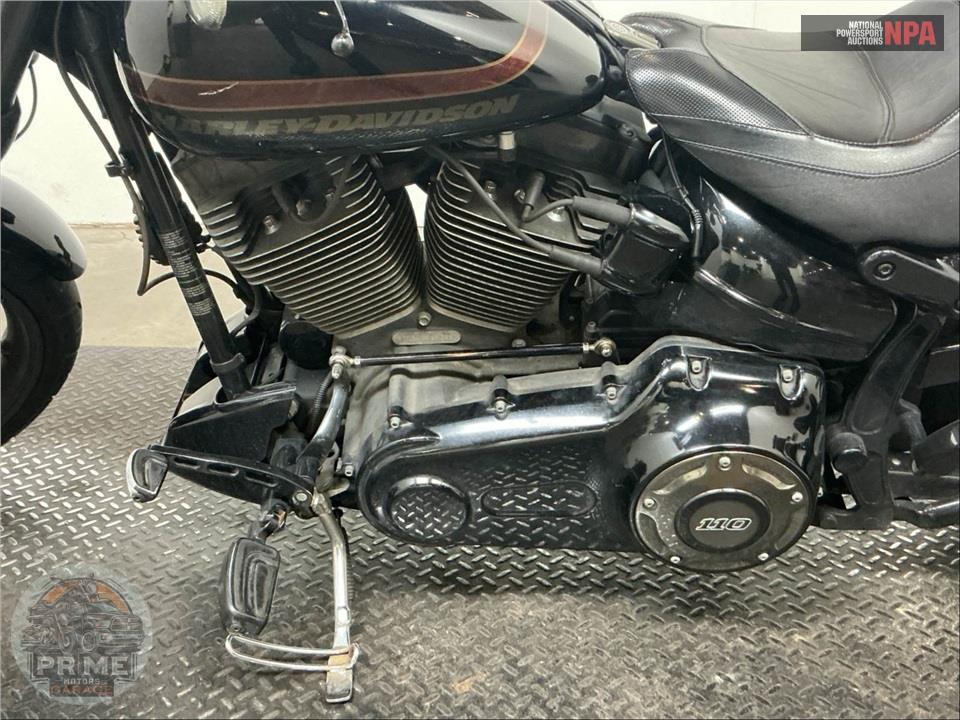 2016 Harley-Davidson FXSE CVO PRO STREET BREAKOUT — фото 7