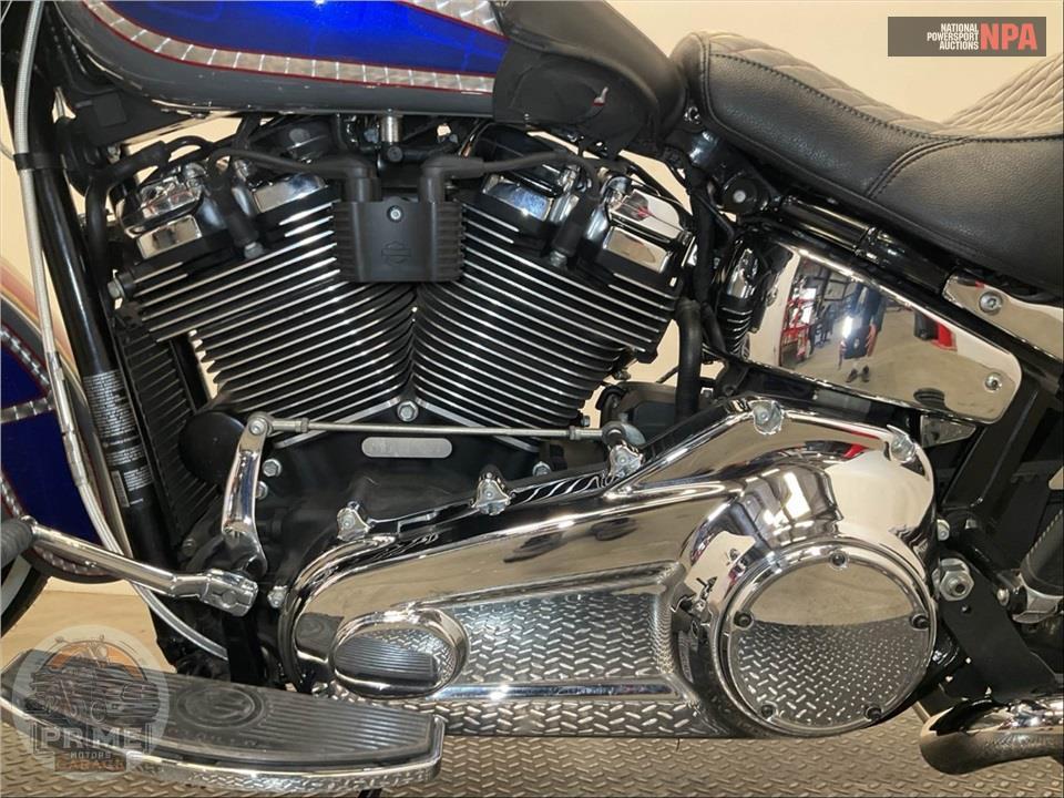 2020 Harley-Davidson FLHC HERITAGE CLASSIC — фото 7