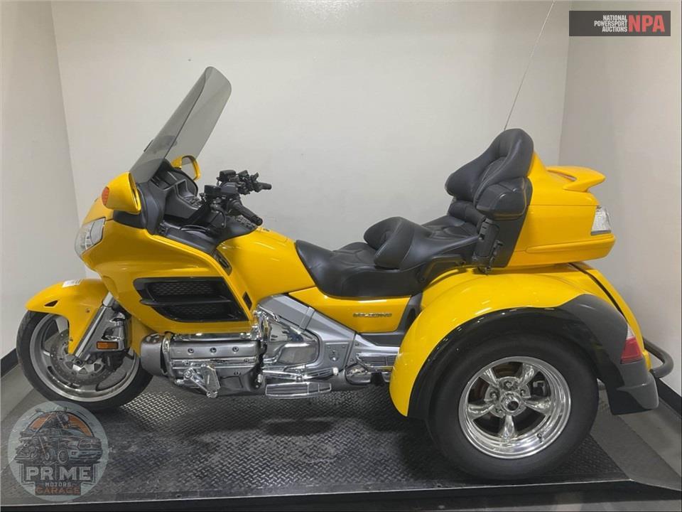 2010 Honda GL1800HPMA GOLDWING — фото 3