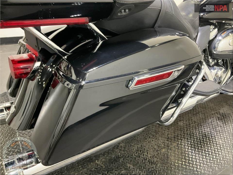 2022 Harley-Davidson FLHTK ULTRA LIMITED — фото 24