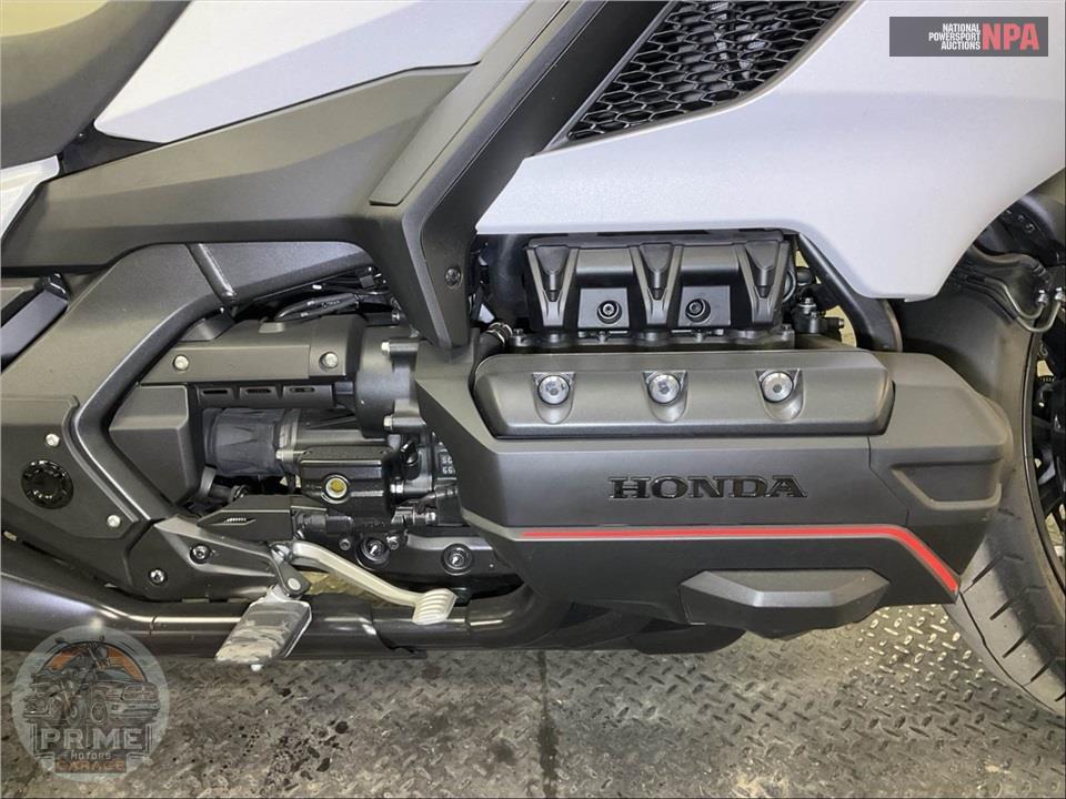 2024 Honda GL1800 GOLDWING TOUR — фото 6