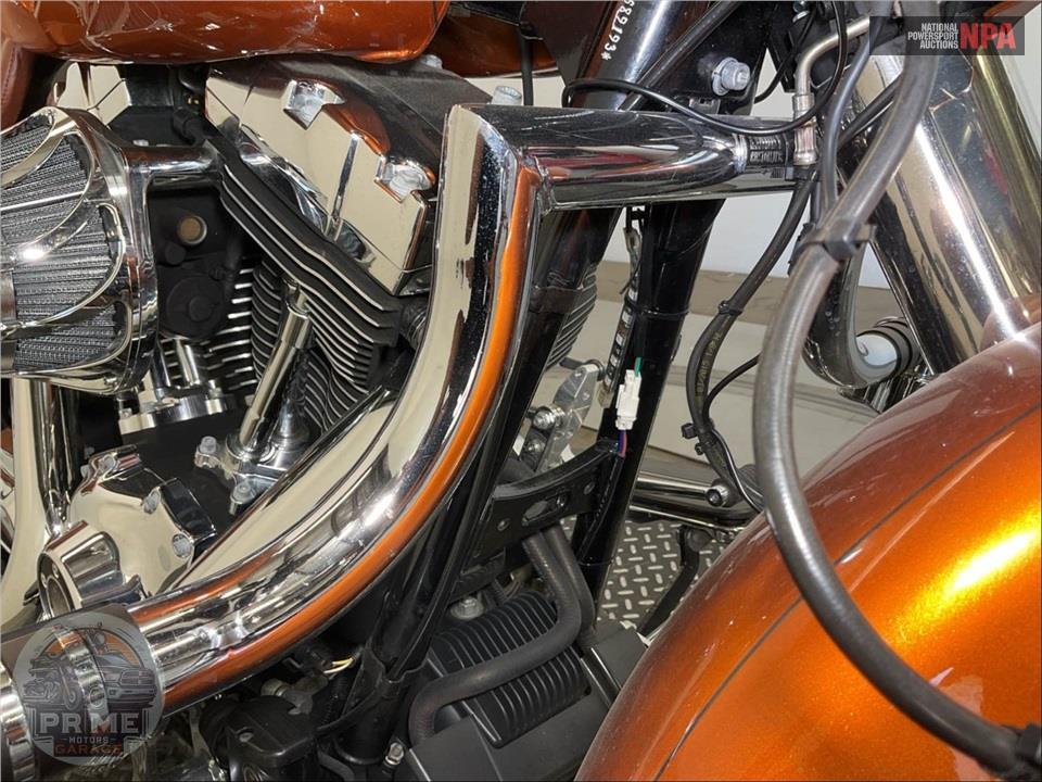 2015 Harley-Davidson FLHXS STREET GLIDE SPECIAL — фото 12
