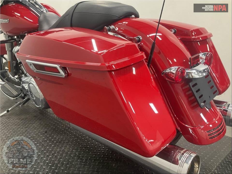 2023 Harley-Davidson FLHX STREET GLIDE — фото 15