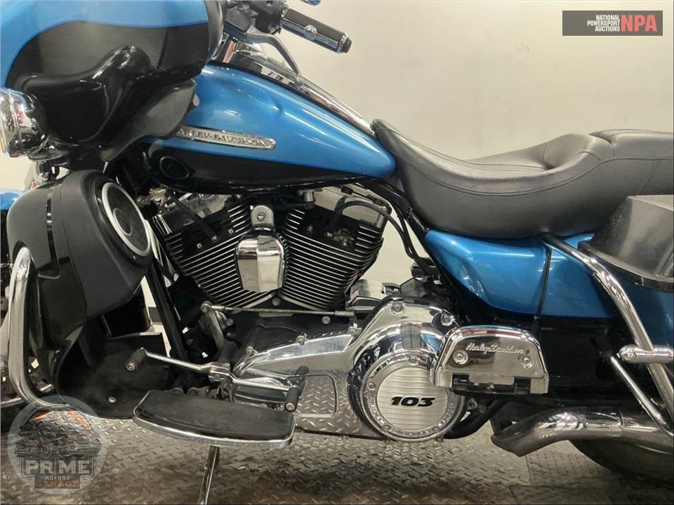2011 Harley-Davidson FLHTK ELECTRA GLIDE UL LI — фото 7