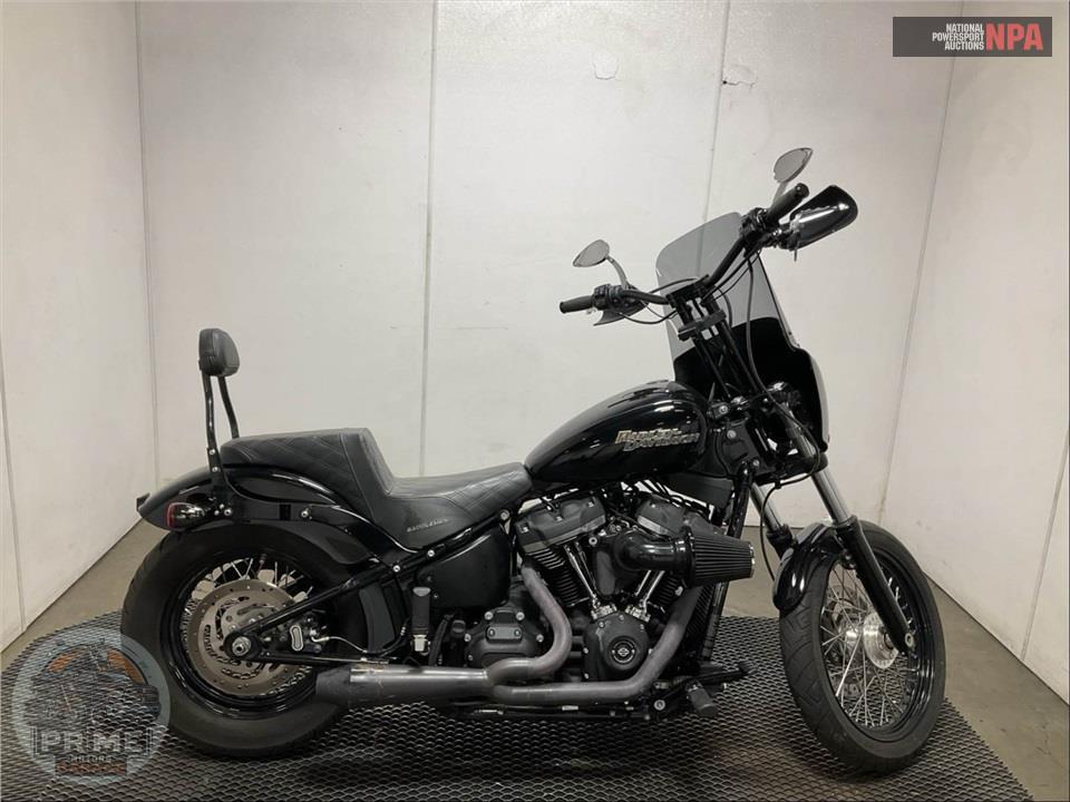 2018 Harley-Davidson FXBB STREET BOB — фото 1