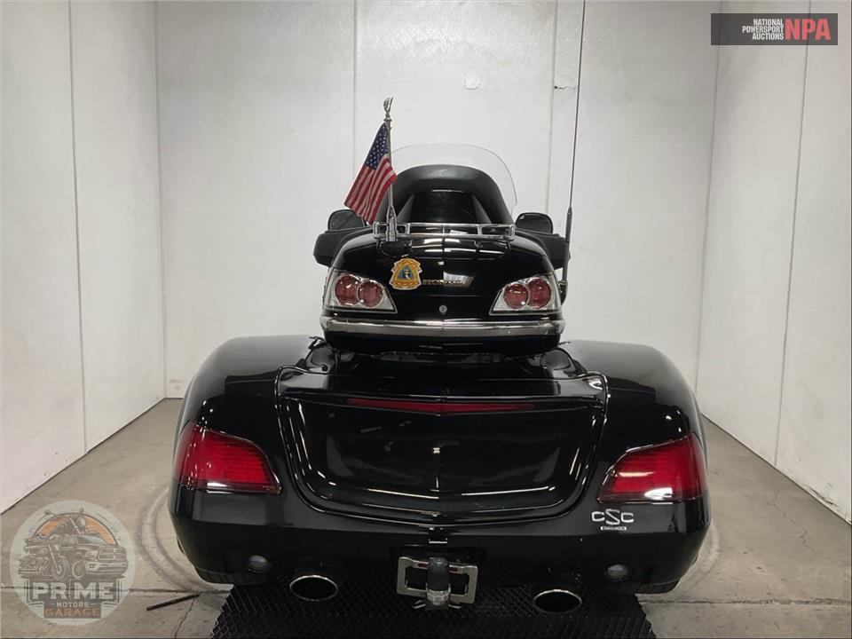 2002 Honda GL18002 GOLDWING — фото 4