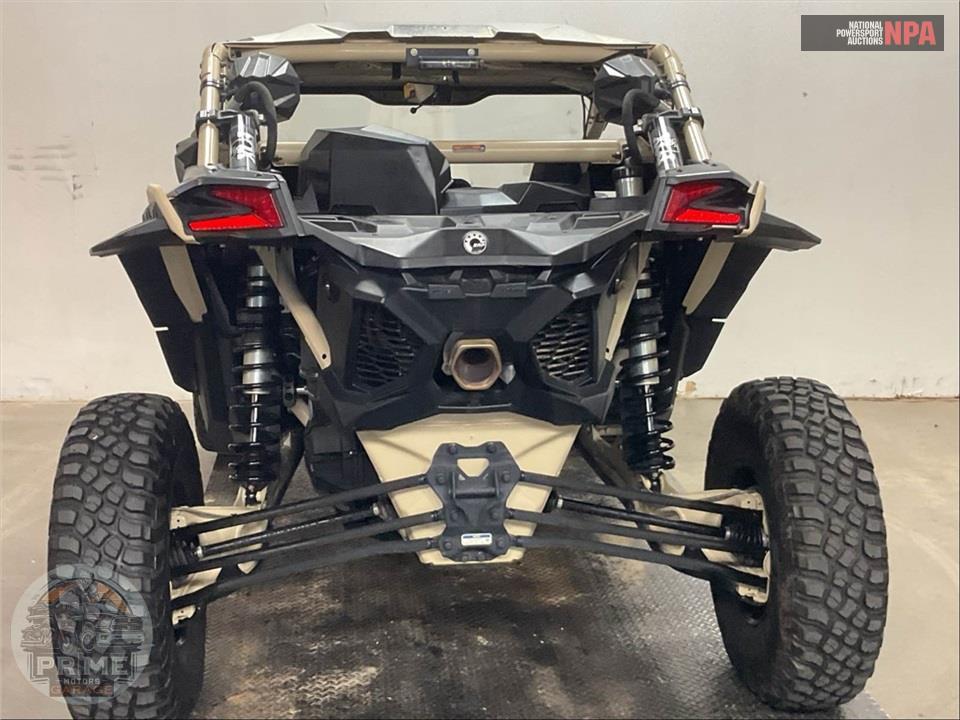 2023 Can-Am MAVERICK X3 X RC  TURBO RR 72 — фото 4