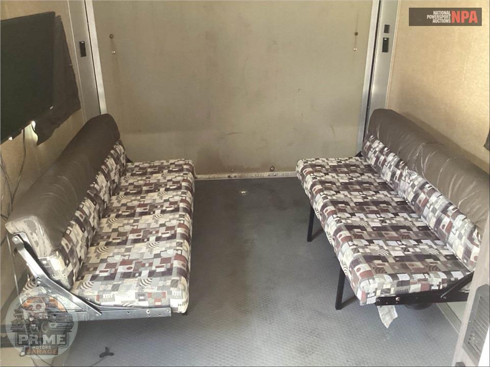 2015 Work And Play M-16UL - ULTRA LE TOY HAULER SERIES — фото 15