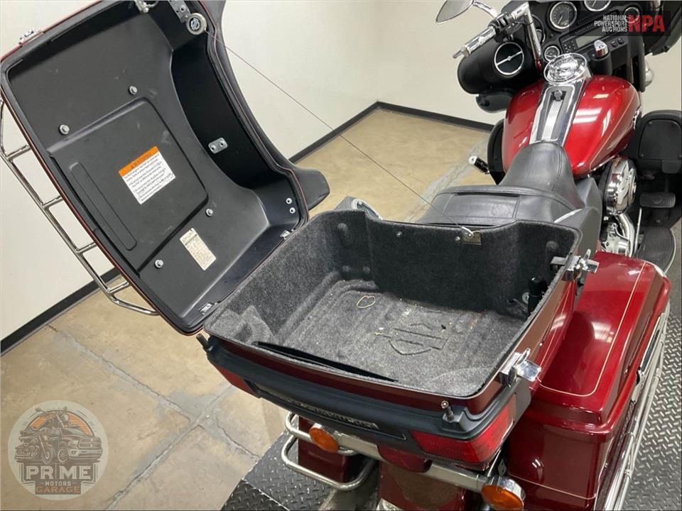 2009 Harley-Davidson FLHTCU ULTRA CLASSIC ELECTRA GLIDE — фото 35