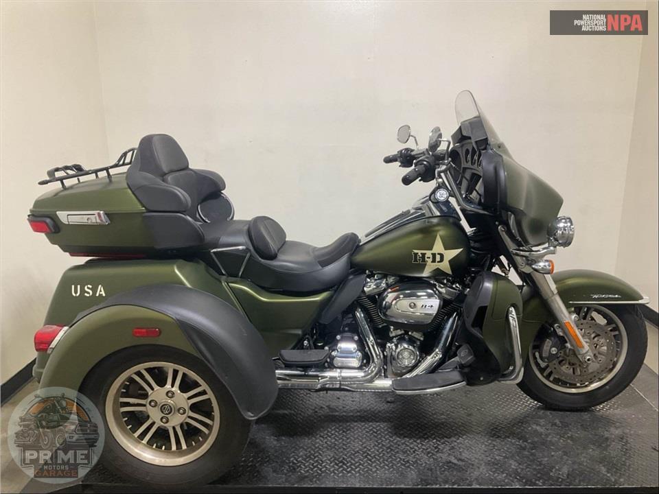 2022 Harley-Davidson FLHTCUTG TRI GLIDE ULTRA CLASSIC — фото 1