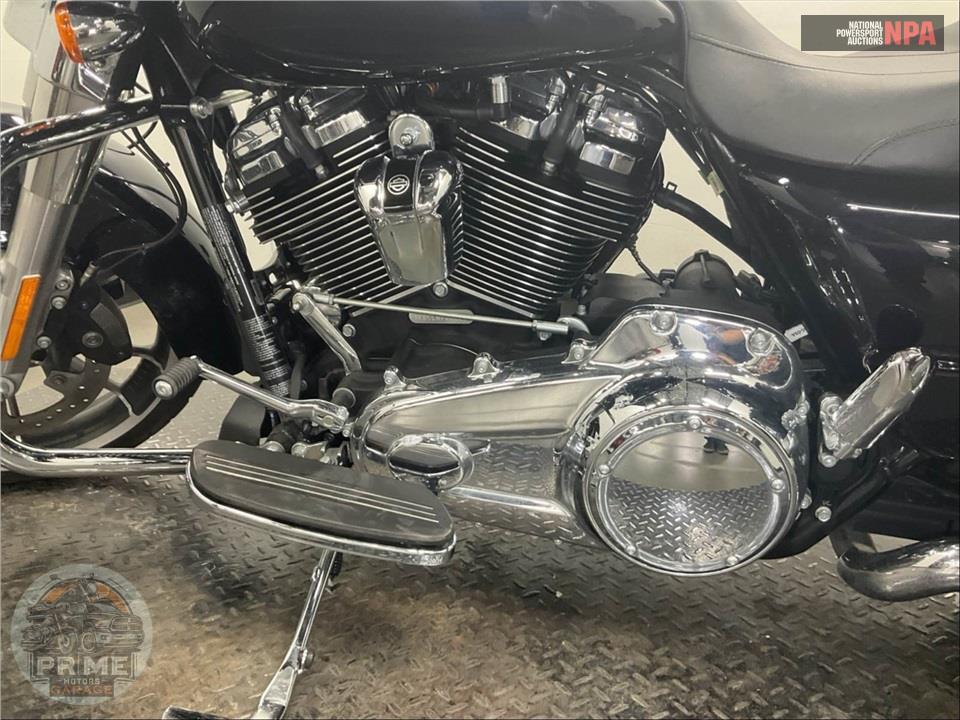 2020 Harley-Davidson FLHX STREET GLIDE — фото 7