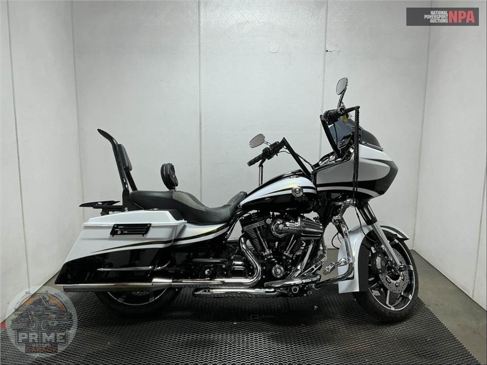 2012 Harley-Davidson FLTRXSE SCREAMIN EAGLE — фото 1